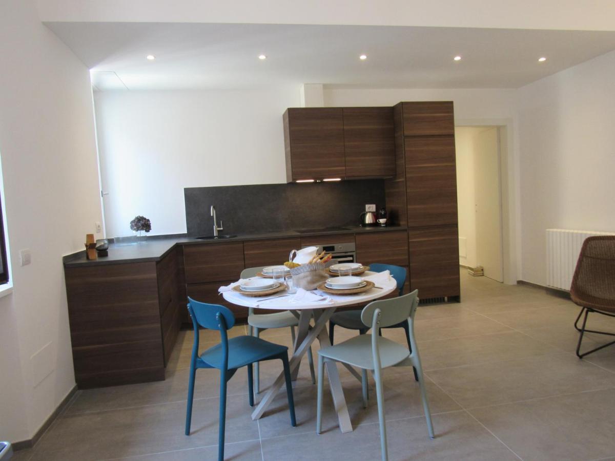 Apartamento Make A Wish - Near The Center With Private Parking Como Exterior foto