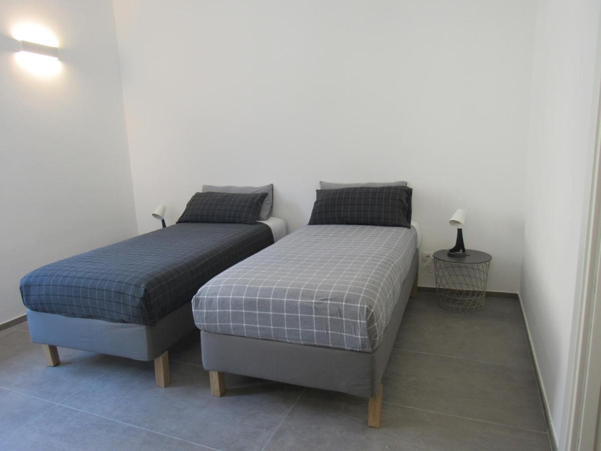 Apartamento Make A Wish - Near The Center With Private Parking Como Exterior foto